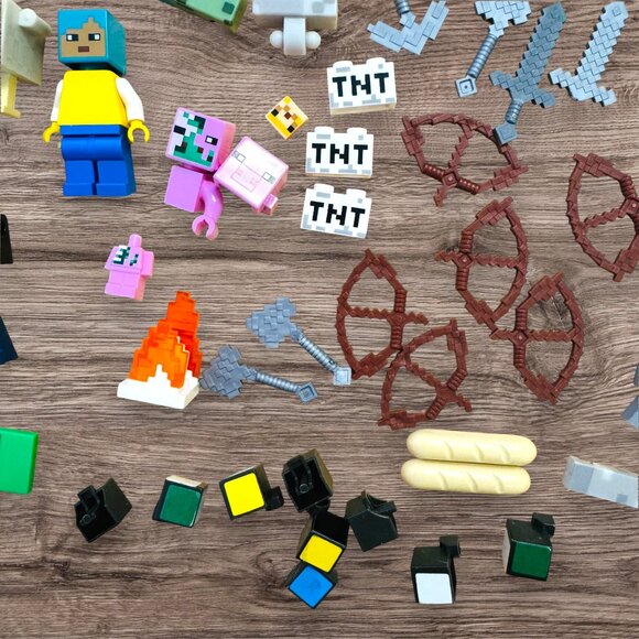 LEGO Minecraft Minifigure Lot Steve Alex Zombies Creeper Mobs Tools Weapons TNT - Picture 4 of 6